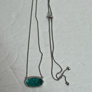 Kendra Scott Delaney Pendant Necklace In london blue glass silver tone